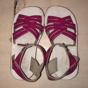 Sea Wee sandals size 10!